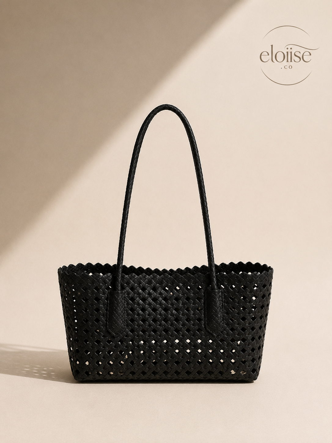 Riviera Woven Shoulder Tote | Scalloped Weave
